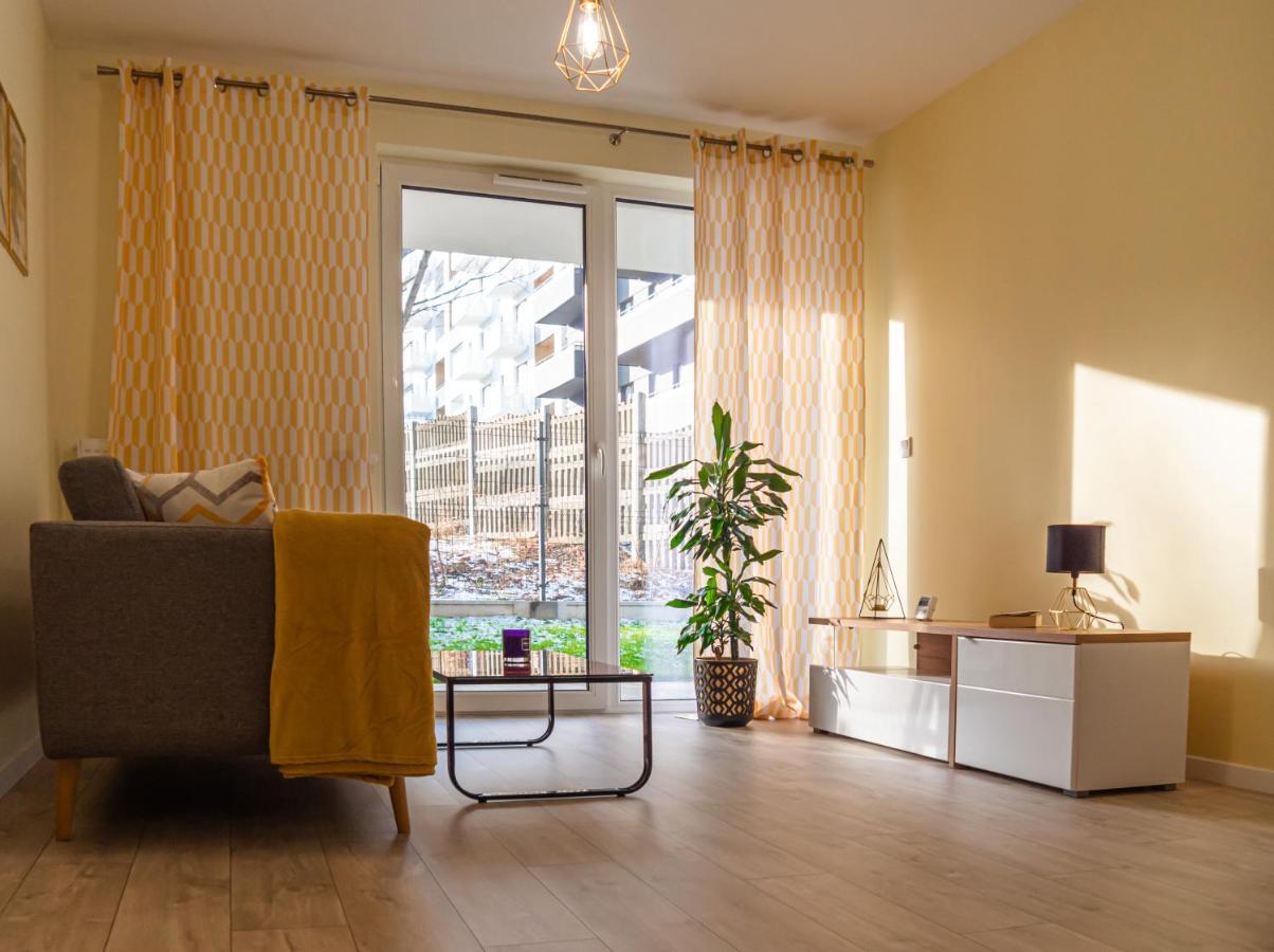 Przytulny Apartament Z Ogrodkiem Krakow Exterior photo